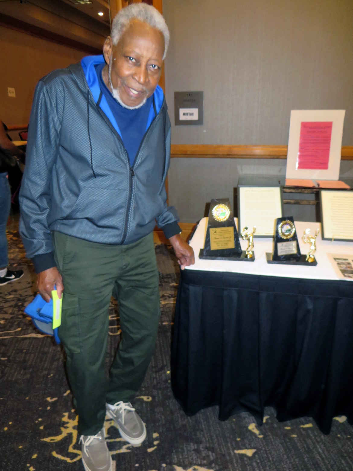 IMG_195819.jpg