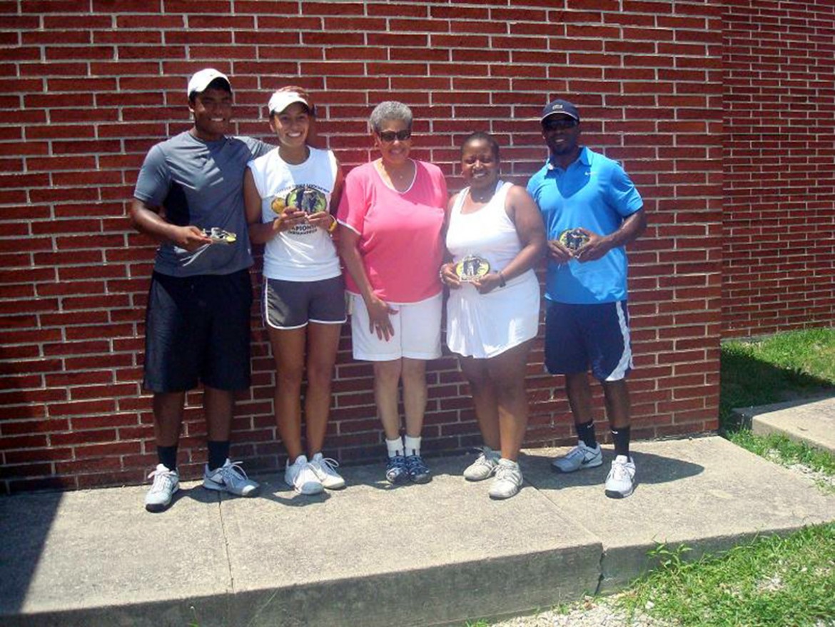 MID-TAC-Mixed-Doubles-Open-Winners-201152.jpg